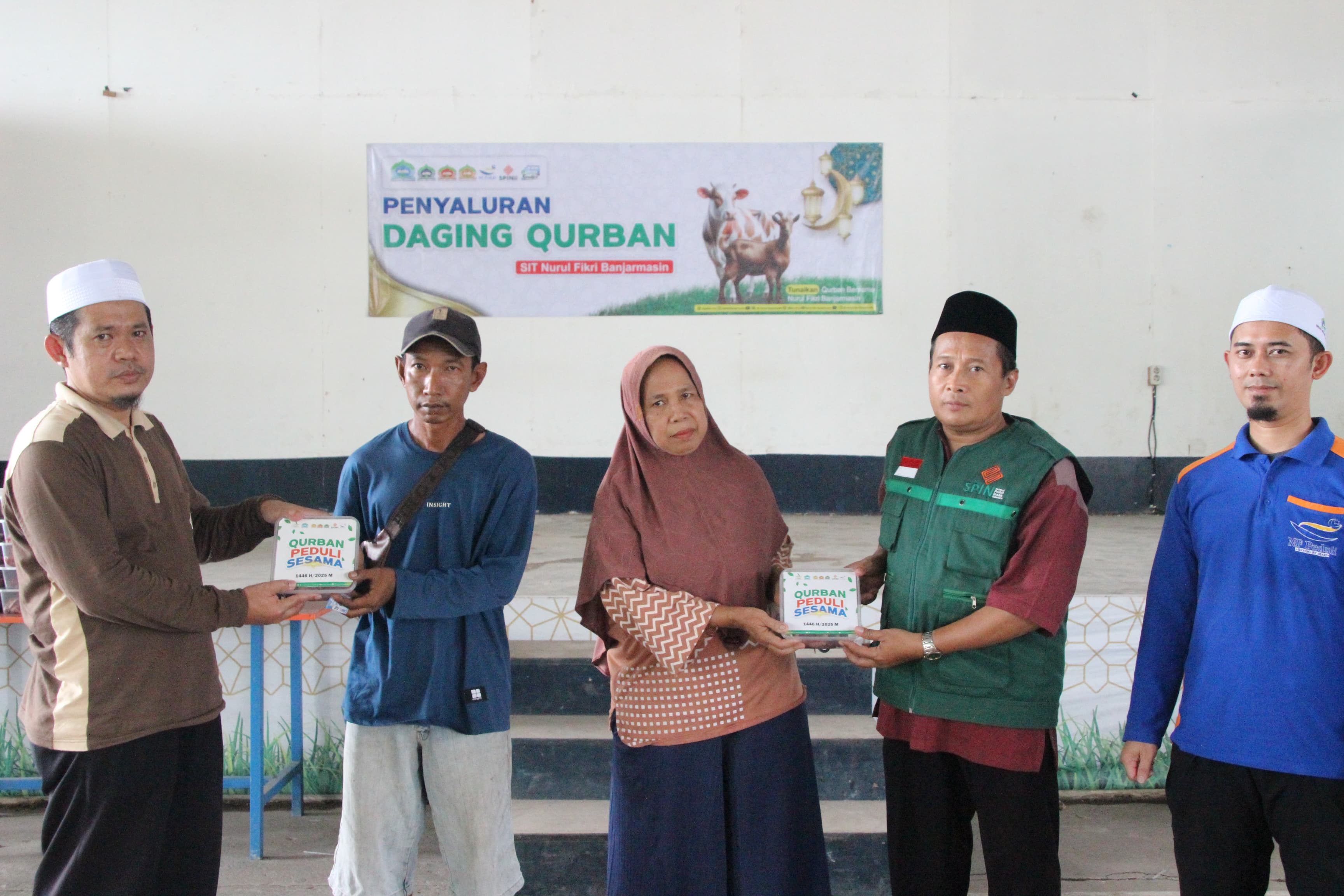Indahnya Berbagi Daging Qurban Bersama Yayasan Nurul Fikri