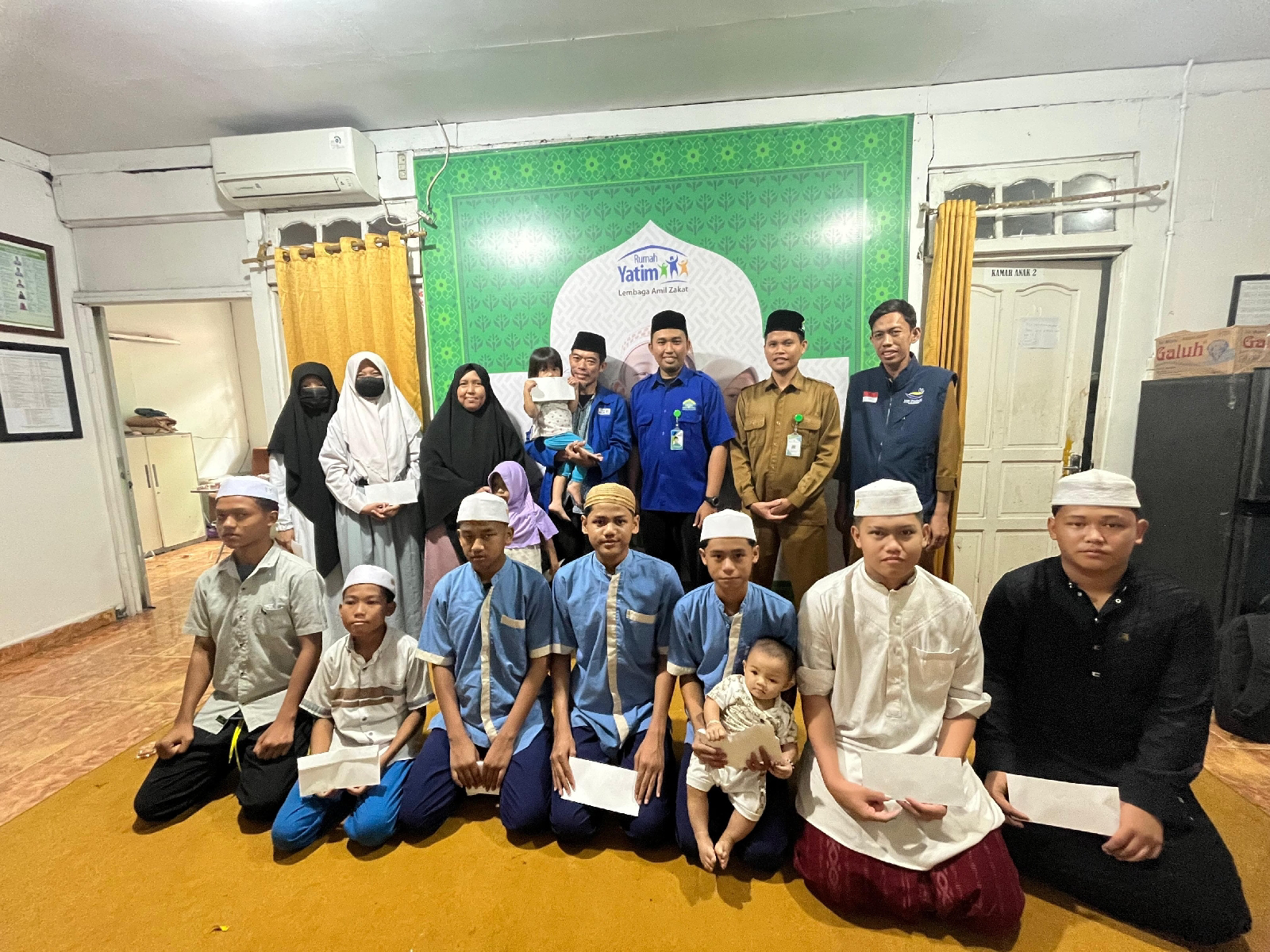 SDIT Nurul Fikri Banjarmasin dan NF Peduli Santuni Anak Yatim di Bulan Ramadhan
